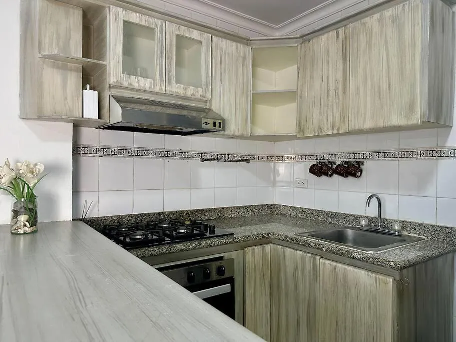 Acogedor Apartamento Rodadero Santa Marta Con Vista Al Lago